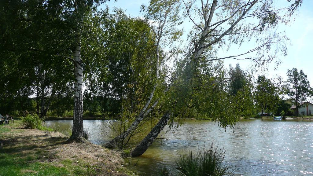 Penzion Hajsky Mlyn Nebanice Exteriör bild