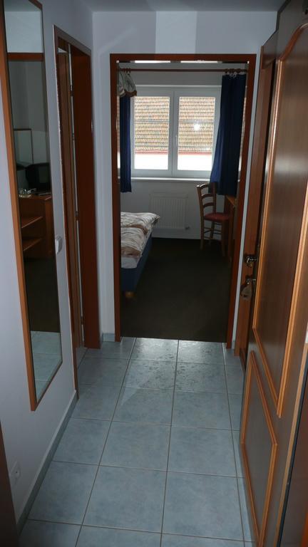 Penzion Hajsky Mlyn Nebanice Exteriör bild